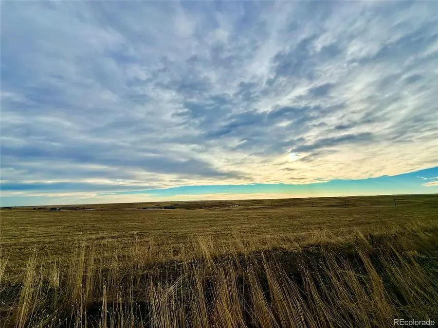 4 Winners Circle, Elizabeth, CO 80107 - Image #2