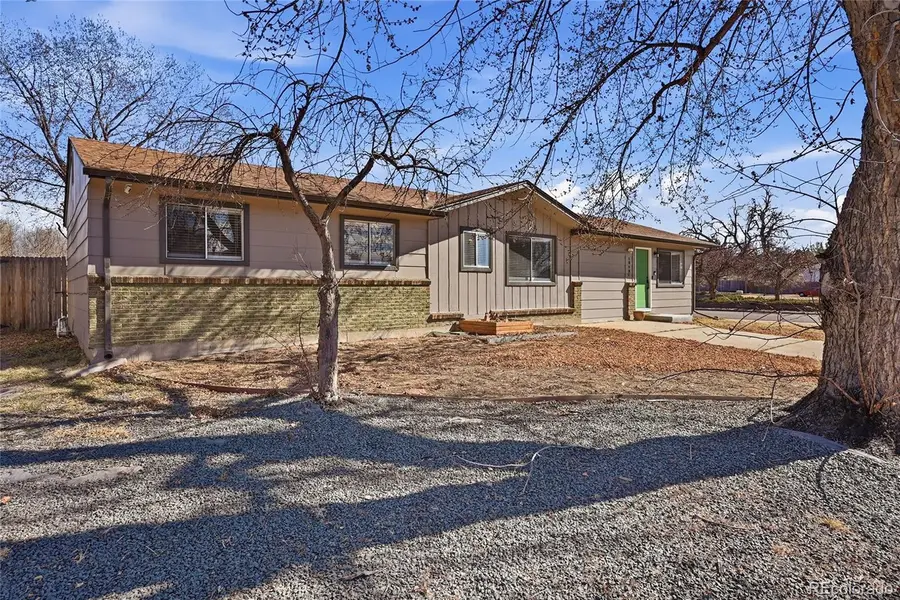 1090 S Newark Street, Aurora, CO 80012 - #3