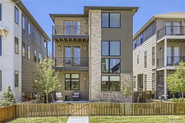 21420 E 61st Drive, Aurora, CO 80019