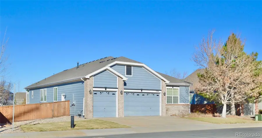7304 Sapphire Pointe Boulevard, Castle Rock, CO 80108 - Image #2