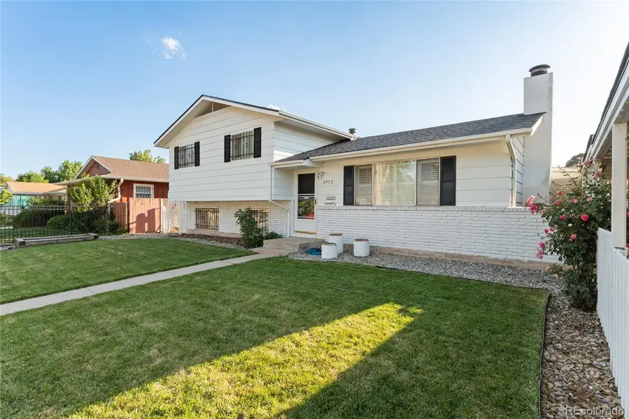 2932 Pennsylvania Avenue, Colorado Springs, CO 80907 - #3