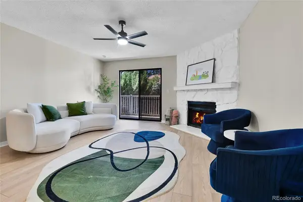 906 S Walden Street #104, Aurora, CO 80017