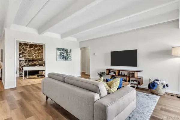 7877 E Mississippi Avenue #301, Denver, CO 80247