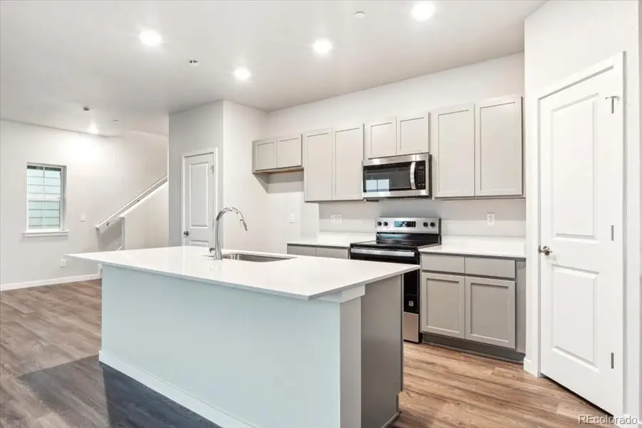 9444 Danube Street, Commerce City, CO 80022 - Image #3