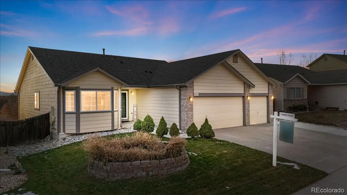 19423 E Tufts Circle, Centennial, CO 80015 - Image #1