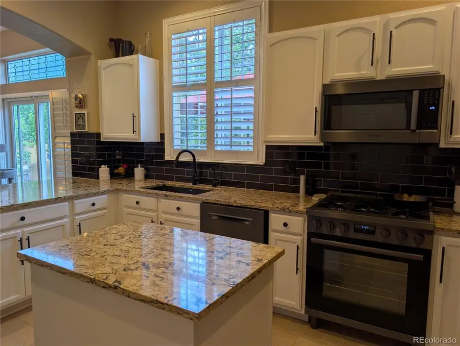 10655 Riverbrook Circle, Littleton, CO 80126 - #3