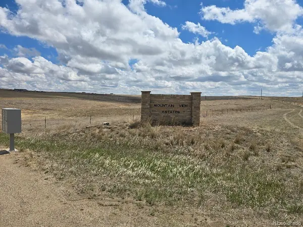 68900 E Briarwood Place, Byers, CO 80103