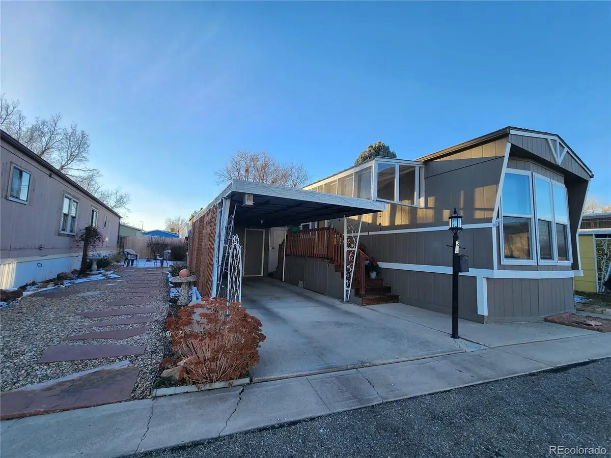 729 W 17th Avenue W, Longmont, CO 80501 - Image #1