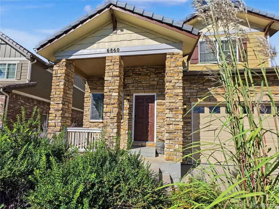 6860 S Algonquian Court, Aurora, CO 80016 - #2