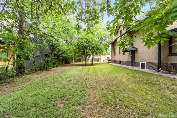2718 N Vine Street, Denver, CO 80205