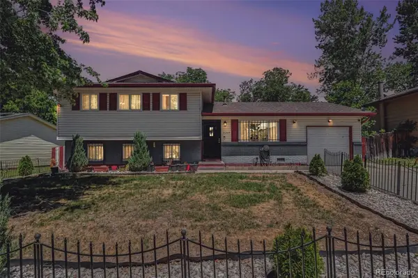 11239 E Center Avenue, Aurora, CO 80012
