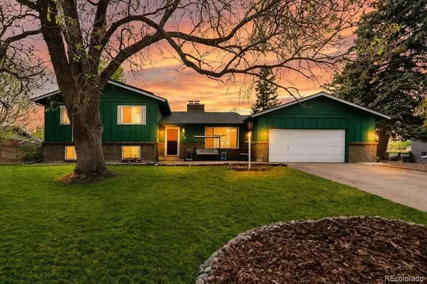 6910 W Floyd Avenue, Lakewood, CO 80227