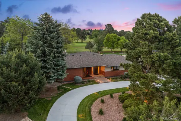 1670 Hill Circle, Colorado Springs, CO 80904