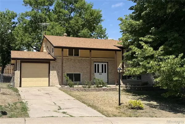 1841 S Saulsbury Court, Lakewood, CO 80232