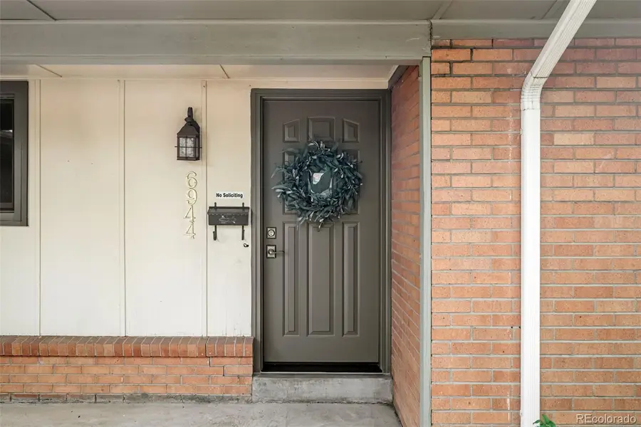 6944 S Lakeview Street, Littleton, CO 80120 - #2