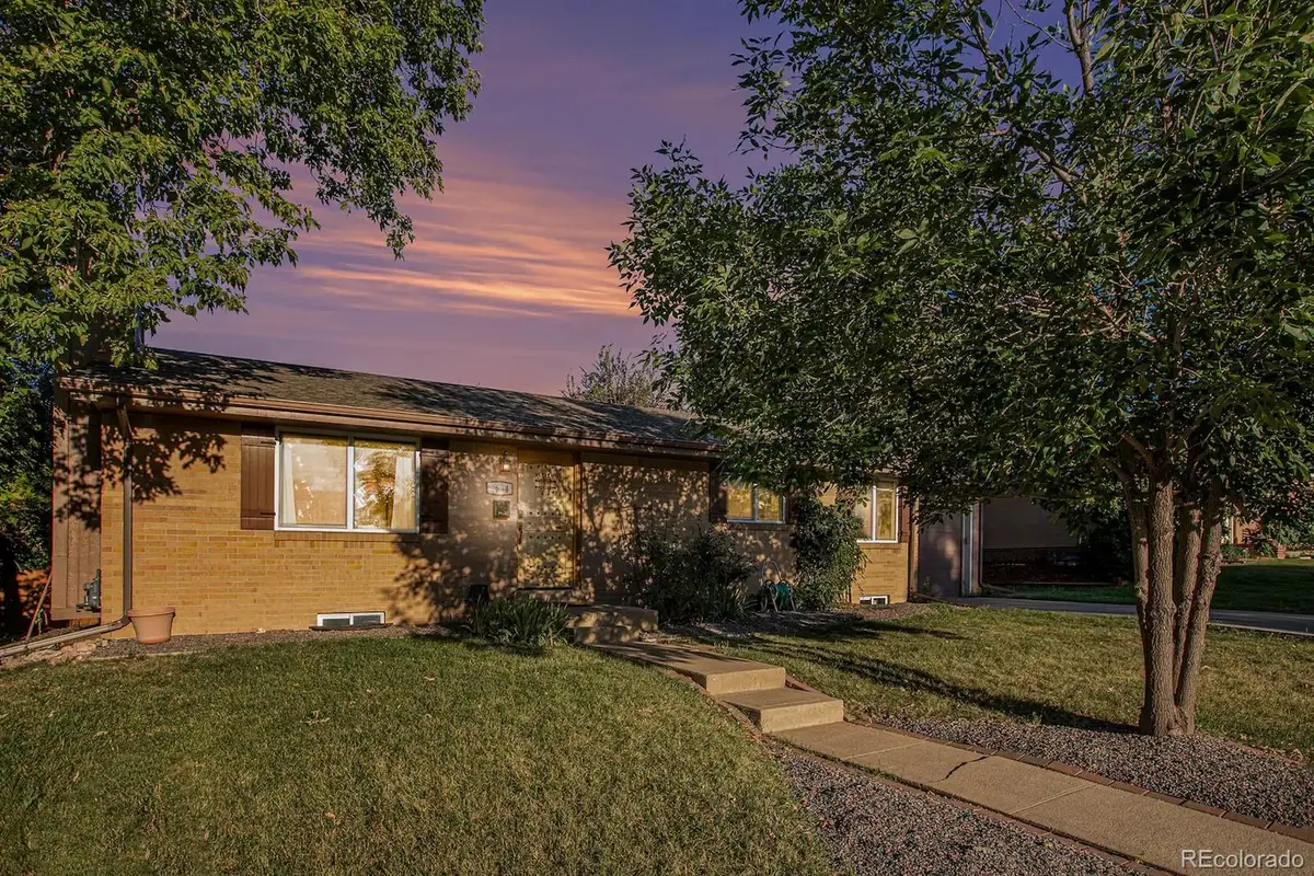 6634 S Penrose Court, Centennial, CO 80121 - #1