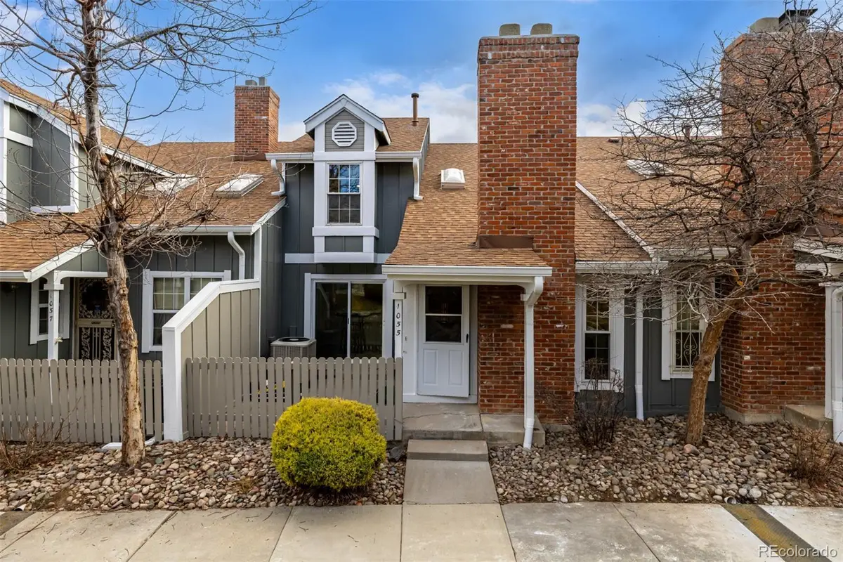 1055 S Fraser Way, Aurora, CO 80012 - Image #1