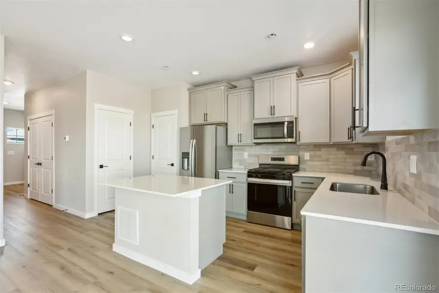 17851 E 94th Avenue, Commerce City, CO 80022 - Image #3