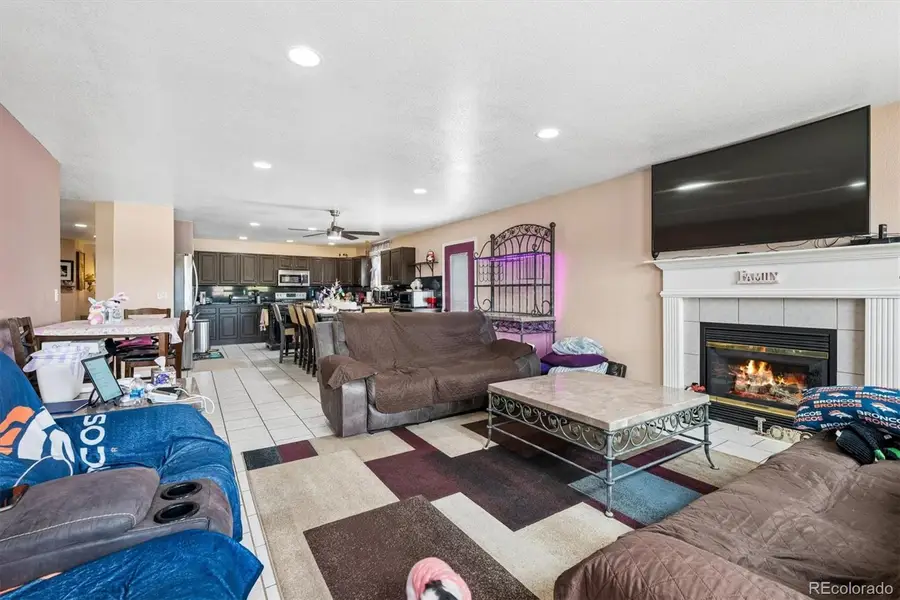 6137 Kearney Street, Commerce City, CO 80022 - #3