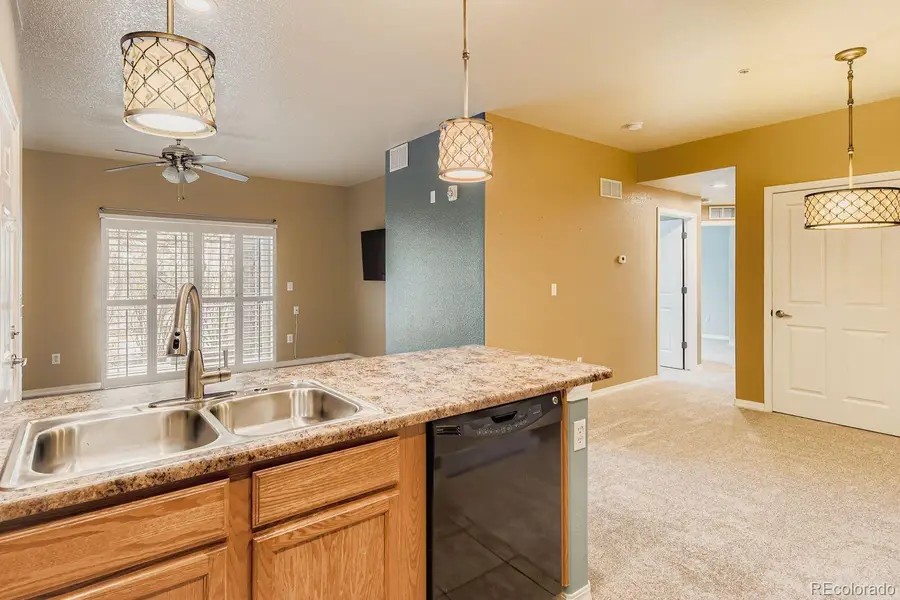 8779 S Kipling Way #106, Littleton, CO 80127 - Image #3