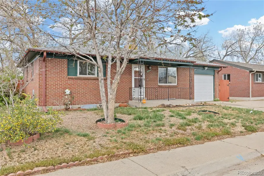 13041 Olmsted Place, Denver, CO 80239 - #2