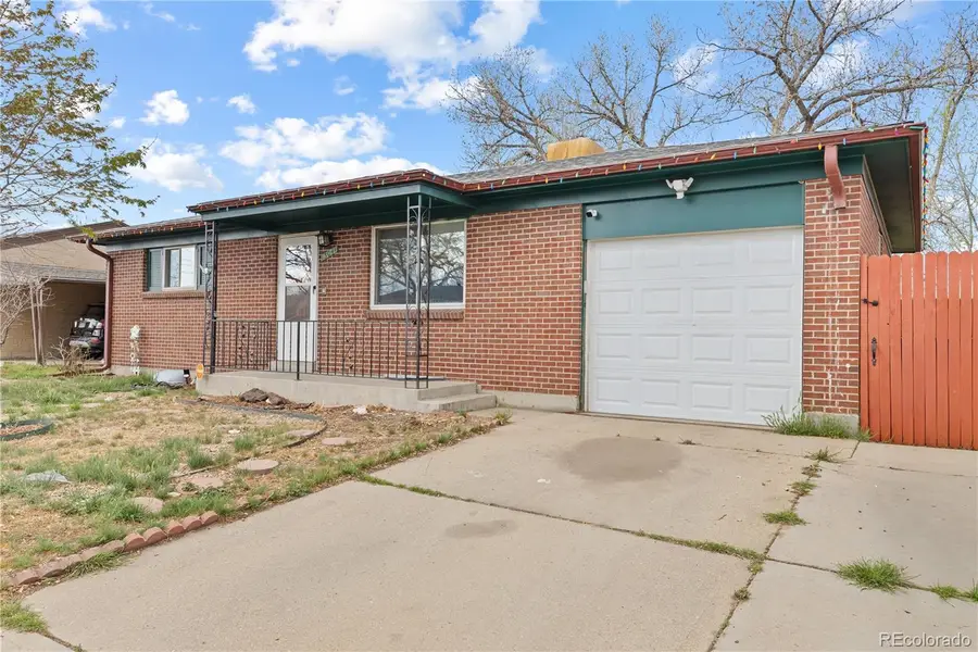 13041 Olmsted Place, Denver, CO 80239 - #3