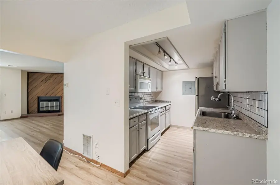 2902 Shadow Creek Drive #204, Boulder, CO 80303 - #3