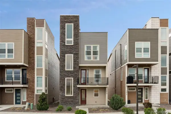 15613 E Broncos Place, Englewood, CO 80112