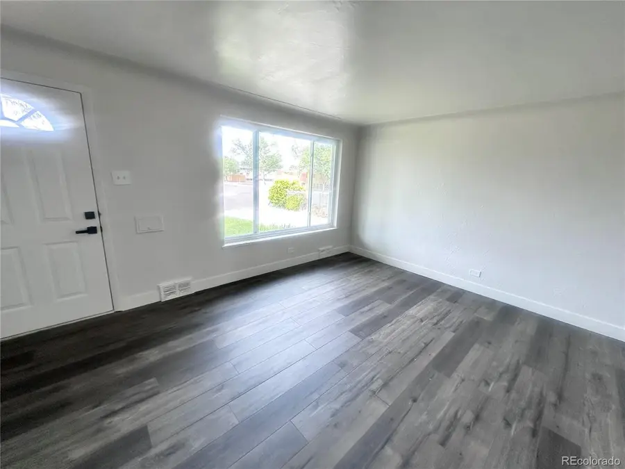 5340 E 33rd Avenue, Denver, CO 80207 - #3