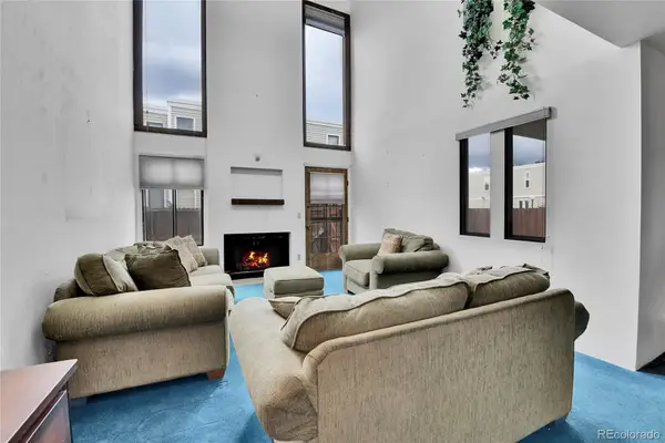 1050 S Monaco Parkway #114, Denver, CO 80224