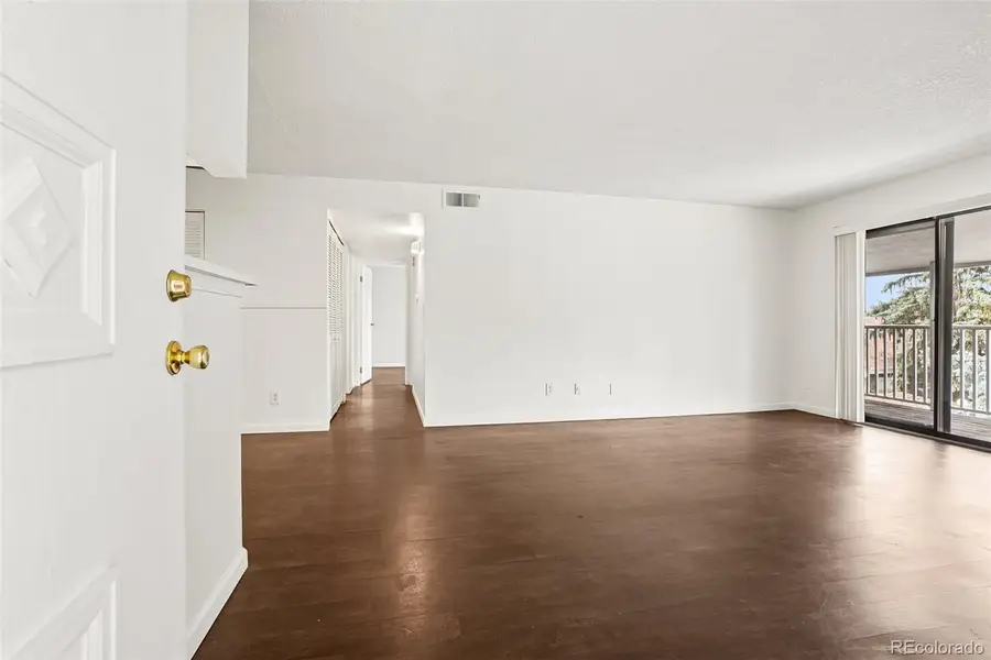921 S Walden Street #206, Aurora, CO 80017 - #3