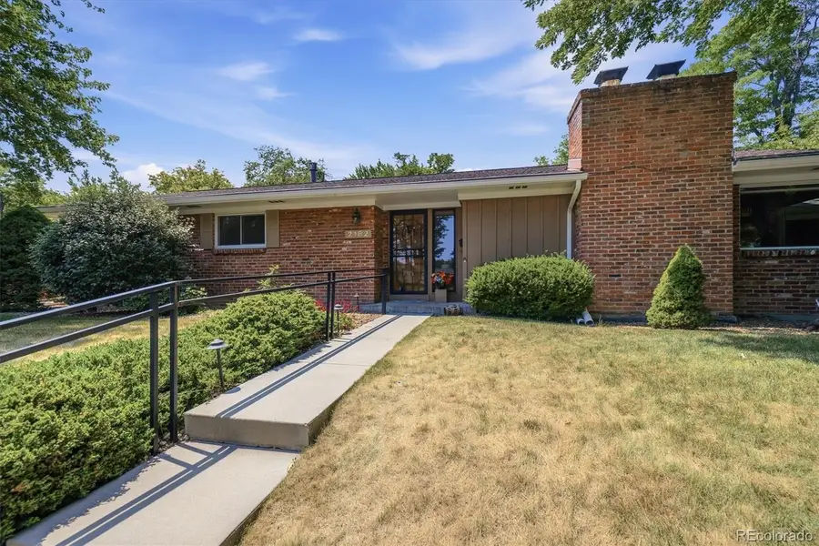 2182 W Briarwood Avenue, Littleton, CO 80120 - #2