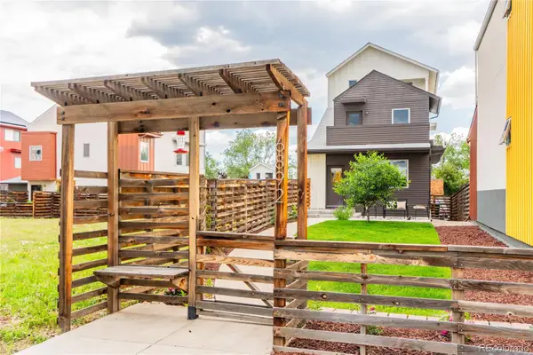 6892 Juniper Court, Arvada, CO 80007