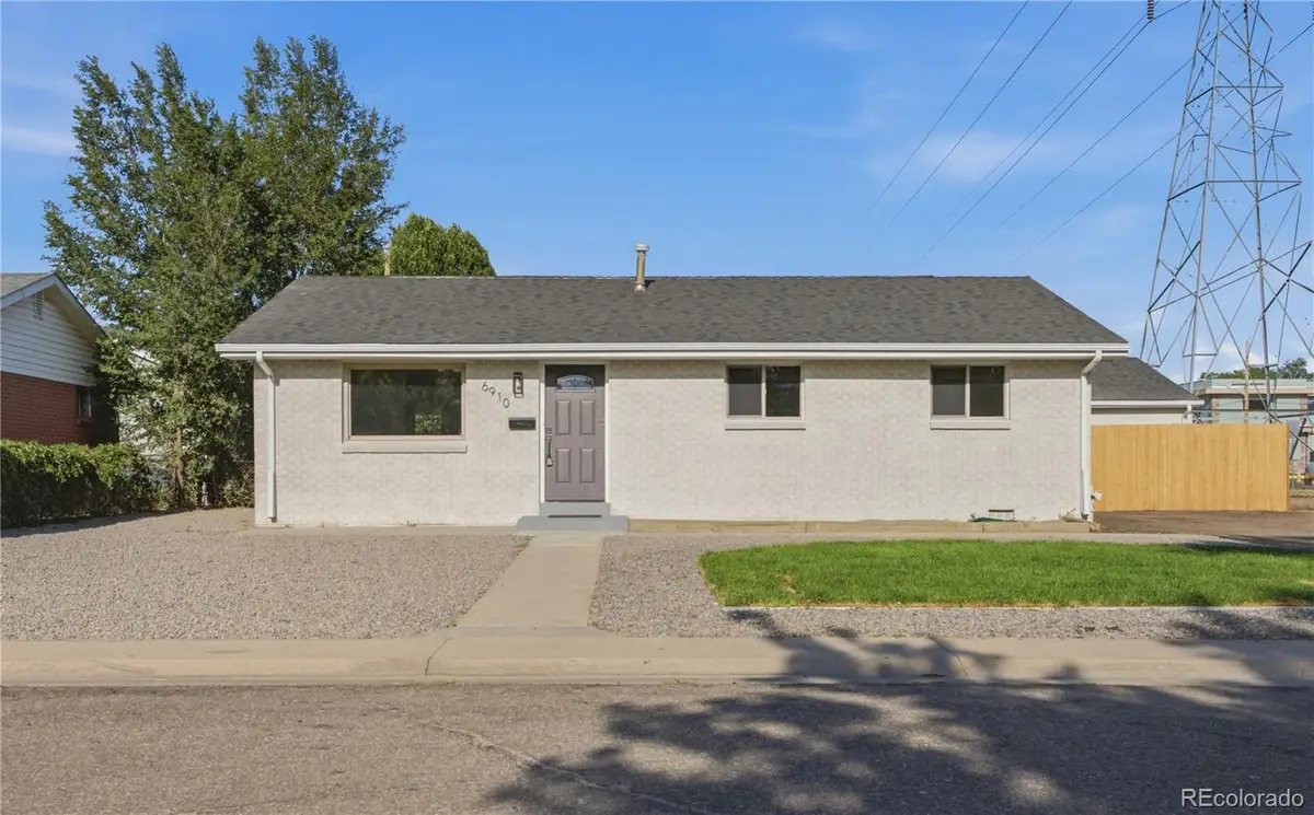 6910 Jasmine Street, Commerce City, CO 80022 - #1