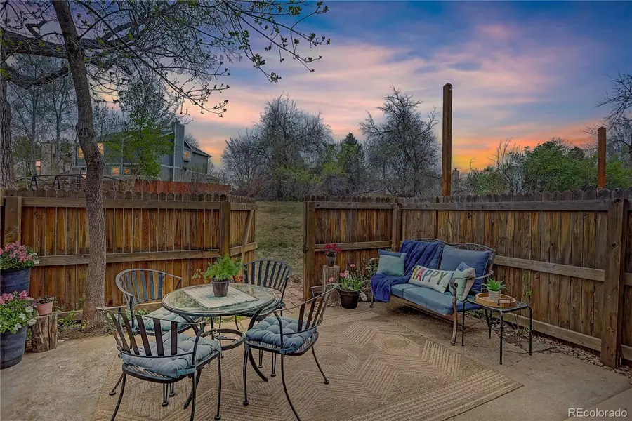1228 S Flower Circle #B, Lakewood, CO 80232 - #3