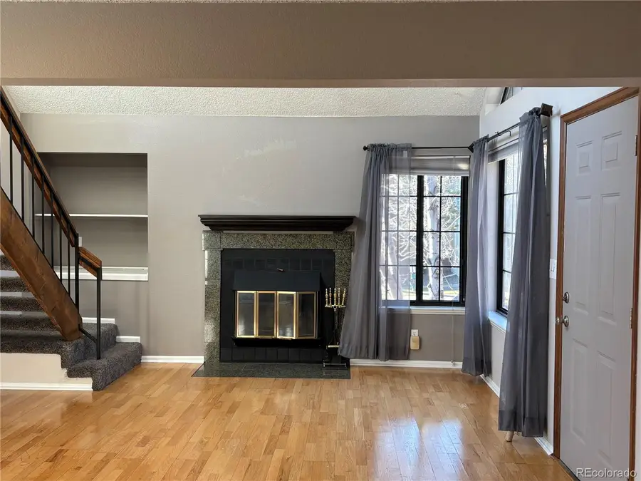 826 S Vance Street #E, Lakewood, CO 80226 - Image #3