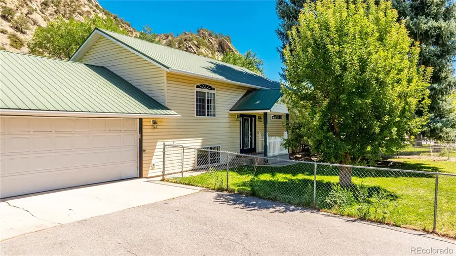 230 N 7th Street, New Castle, CO 81647 - #3