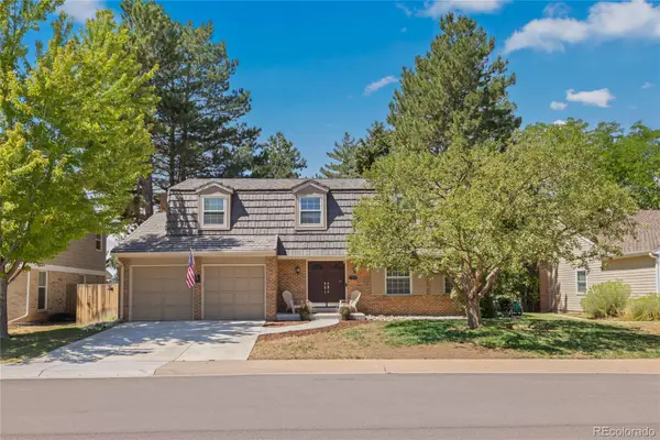 7191 S Olive Way, Englewood, CO 80112