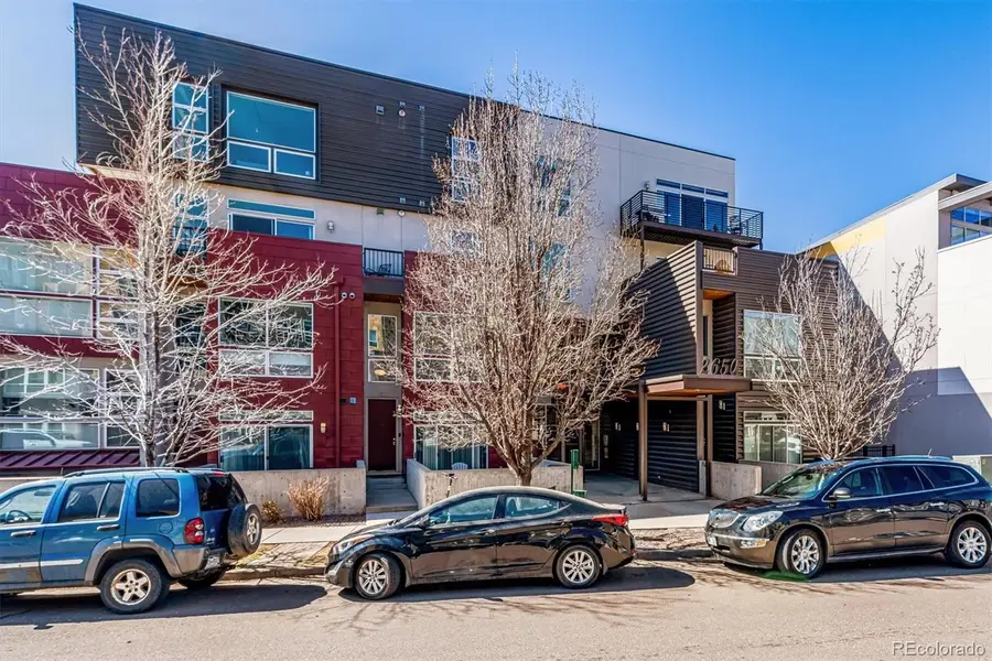 2650 Front View Cresent #302, Denver, CO 80211 - #2