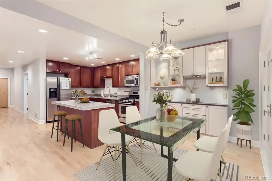 1630 N Clarkson Street #204, Denver, CO 80218 - Image #2