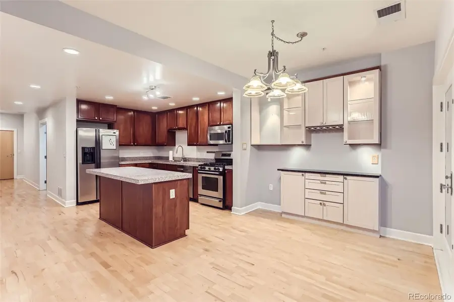 1630 N Clarkson Street #204, Denver, CO 80218 - Image #3
