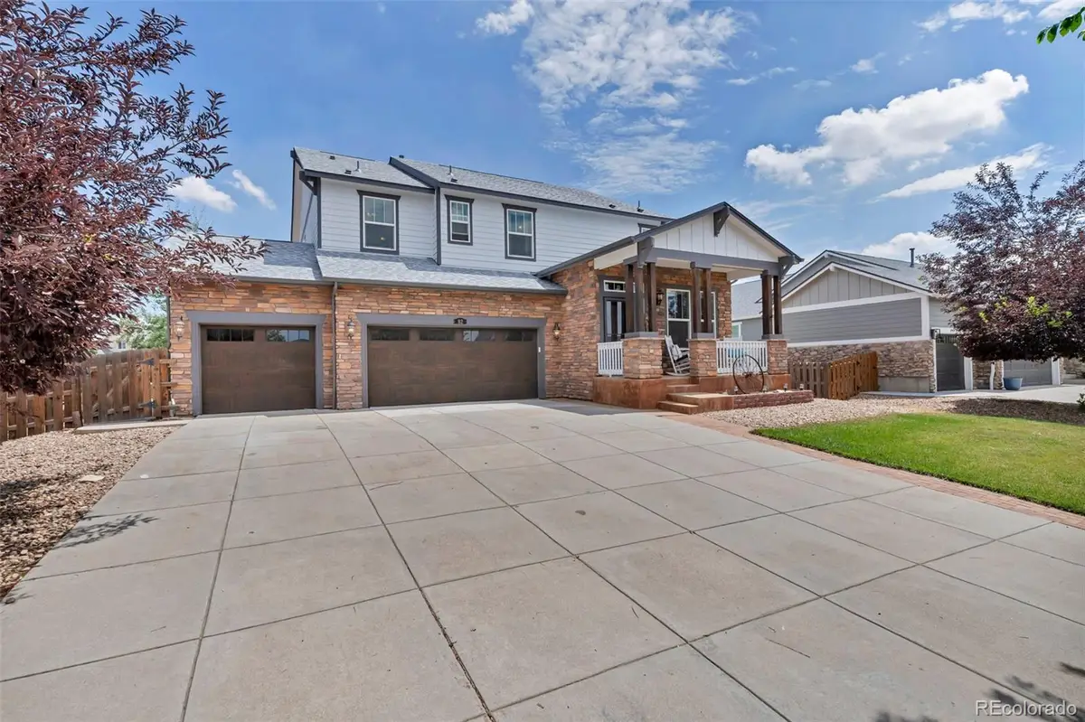82 S Newbern Way, Aurora, CO 80018 - #1