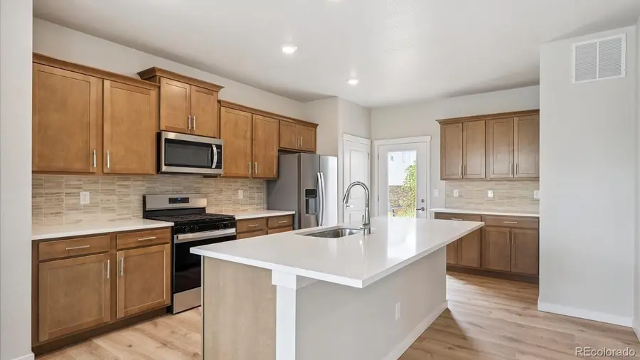 688 N Ukraine Street, Aurora, CO 80018 - #2