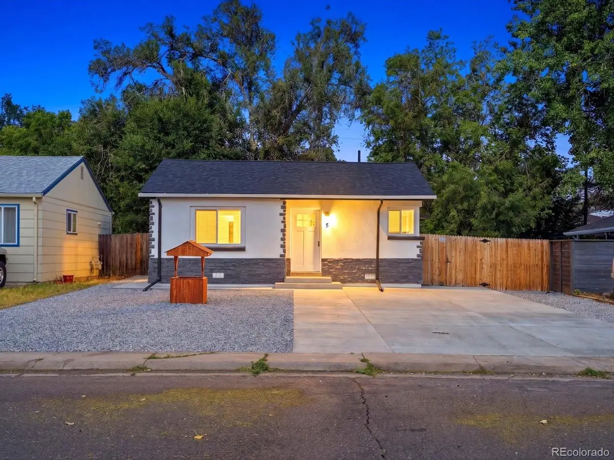 5 Stuart Street, Denver, CO 80219 - #1