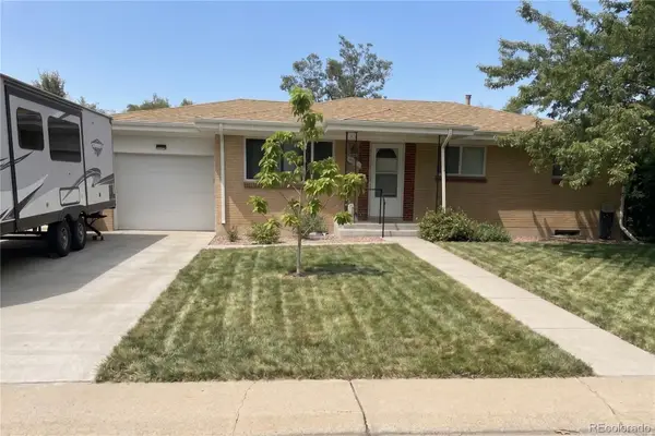 1092 S Iris Street, Lakewood, CO 80226