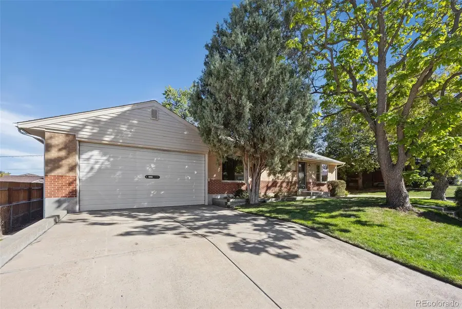 10460 Emerson, Northglenn, CO 80233 - #2
