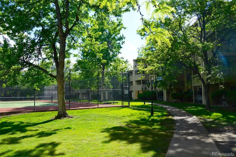 1304 S Parker Road #240, Denver, CO 80231 - Image #2