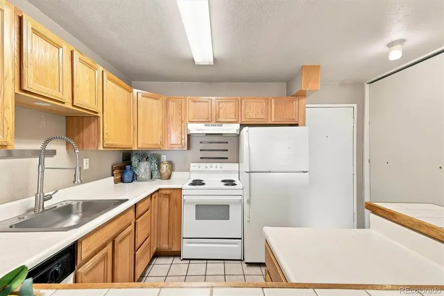 1121 Albion Street #405, Denver, CO 80220 - #3