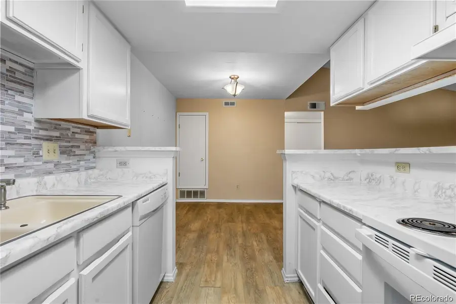 910 S Walden Street #206, Aurora, CO 80017 - #3