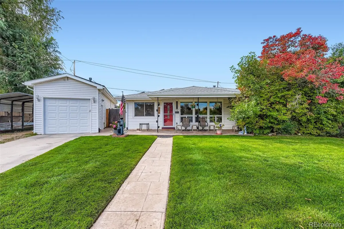 664 S Washington Circle, Englewood, CO 80113 - #1